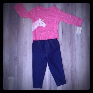 🏷🏷Carter's unicorn outfit🏷🏷